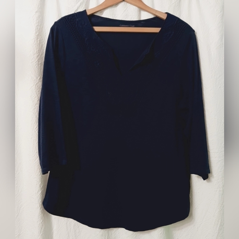 3 X$25. Coldwater Creek Navy blue blouse size L / 14